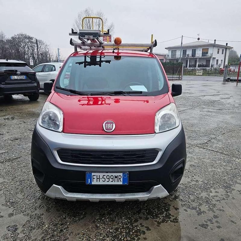 Usata Fiat Fiorino 95 CV (69 kW) 2017 Rosso Monovolume