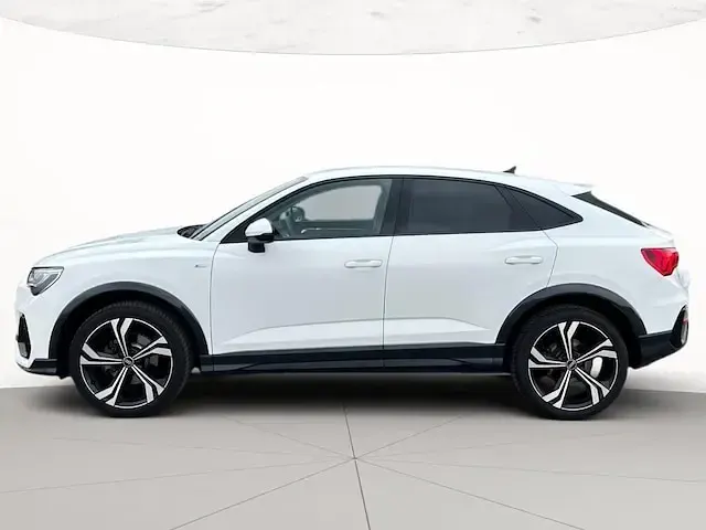 Usata Audi Q3 Sportback S-Line 150 CV (110 kW) 2023 Bianco ibis SUV