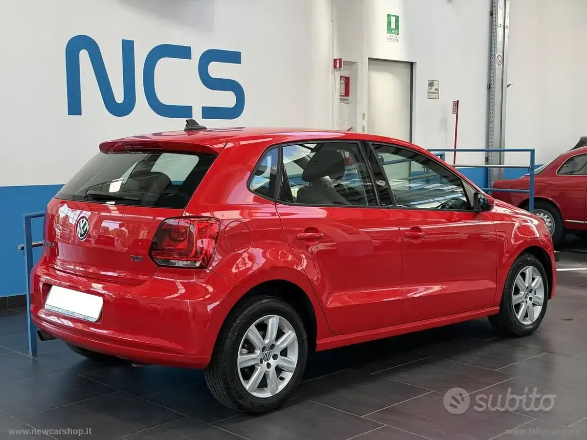 Usata VW Polo Highline 105 CV (77 kW) 2011 Rosso Utilitaria