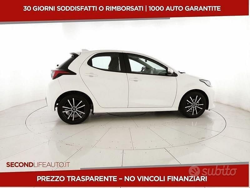 Usata Toyota Yaris Trend 72 CV (52 kW) 2022 Bianco Utilitaria
