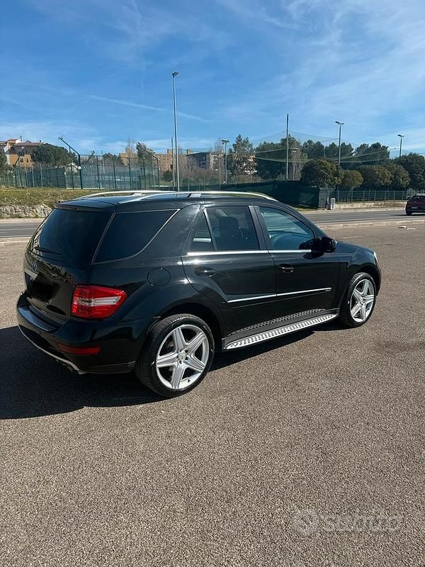 Usata Mercedes ML350 Premium 2011 SUV