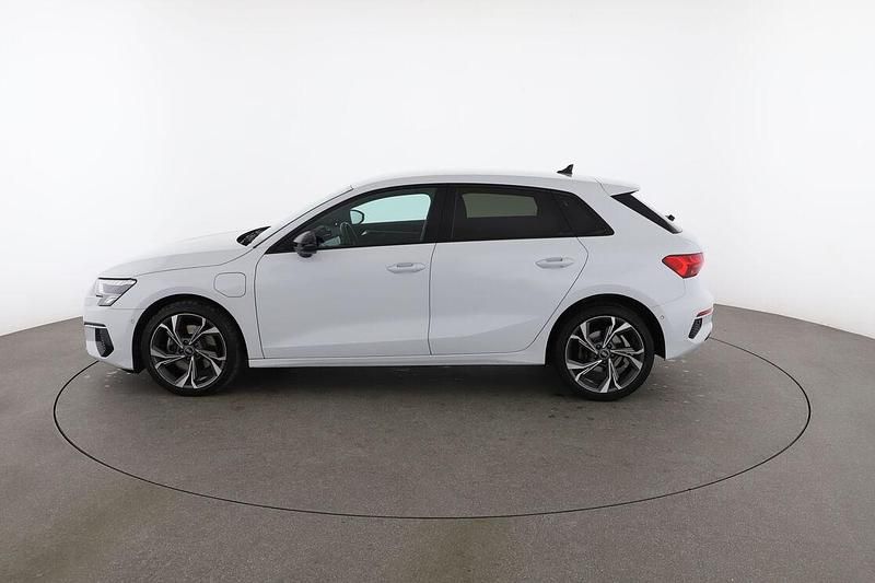 Usata Audi A3 Sportback e-tron Advanced 150 CV (110 kW) 2022 Bianco Utilitaria