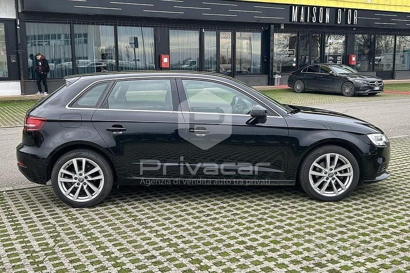 Usata Audi A3 Sportback Business 116 CV (85 kW) 2018 Nero Utilitaria