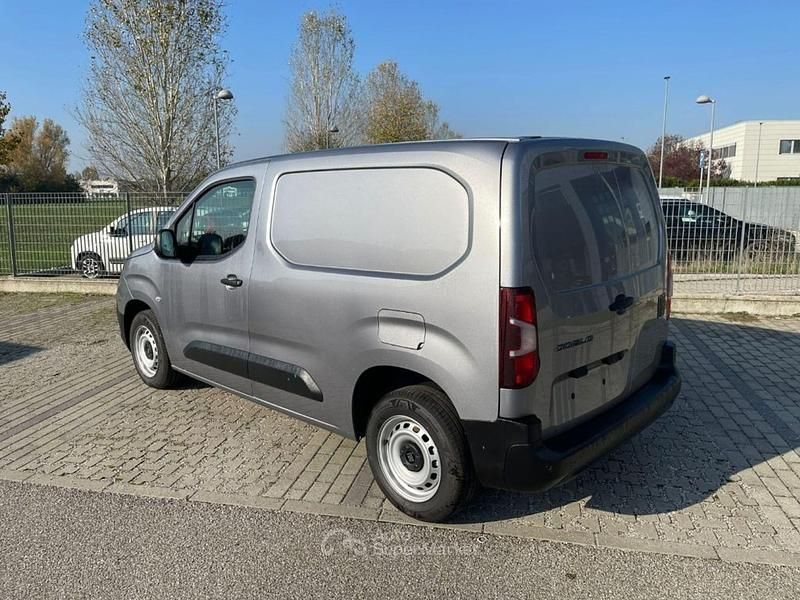 Nuova Fiat Doblò 101 CV (74 kW) 2026 Gray Monovolume