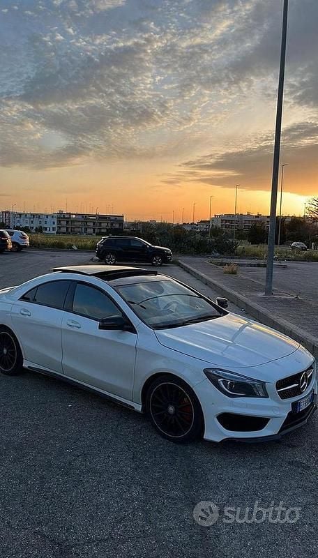 Usata Mercedes CLA220 Premium 170 CV (125 kW) 2014 Bianco Berlina