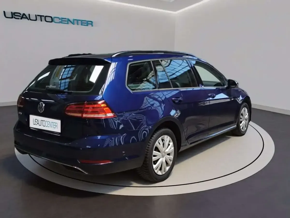 Usata VW Golf VII Business 116 CV (85 kW) 2018 Blu Station wagon