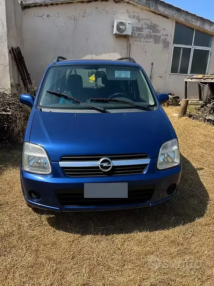Usata Opel Agila Club 69 CV (50 kW) 2006 Blu Monovolume