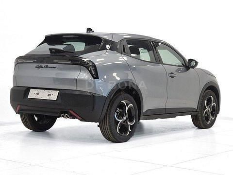 Nuova Alfa Romeo Junior 145 CV (106 kW) 2026 Grigio SUV