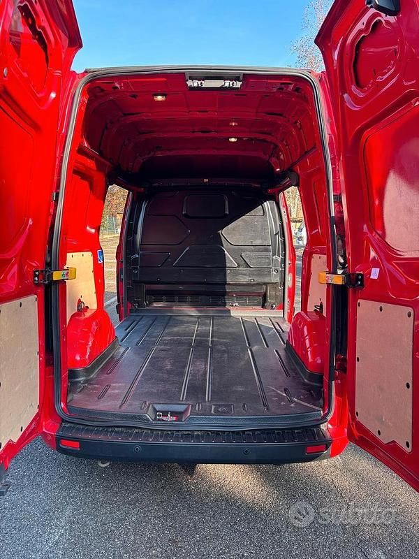 Usata Ford Transit Custom 170 CV (125 kW) 2019 Rosso Berlina
