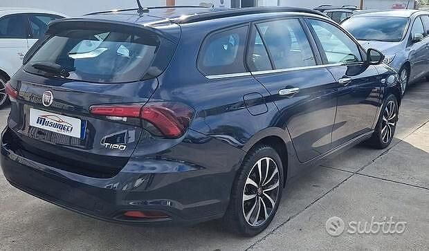 Usata Fiat Tipo Lounge 120 CV (88 kW) 2018 Blu Station wagon