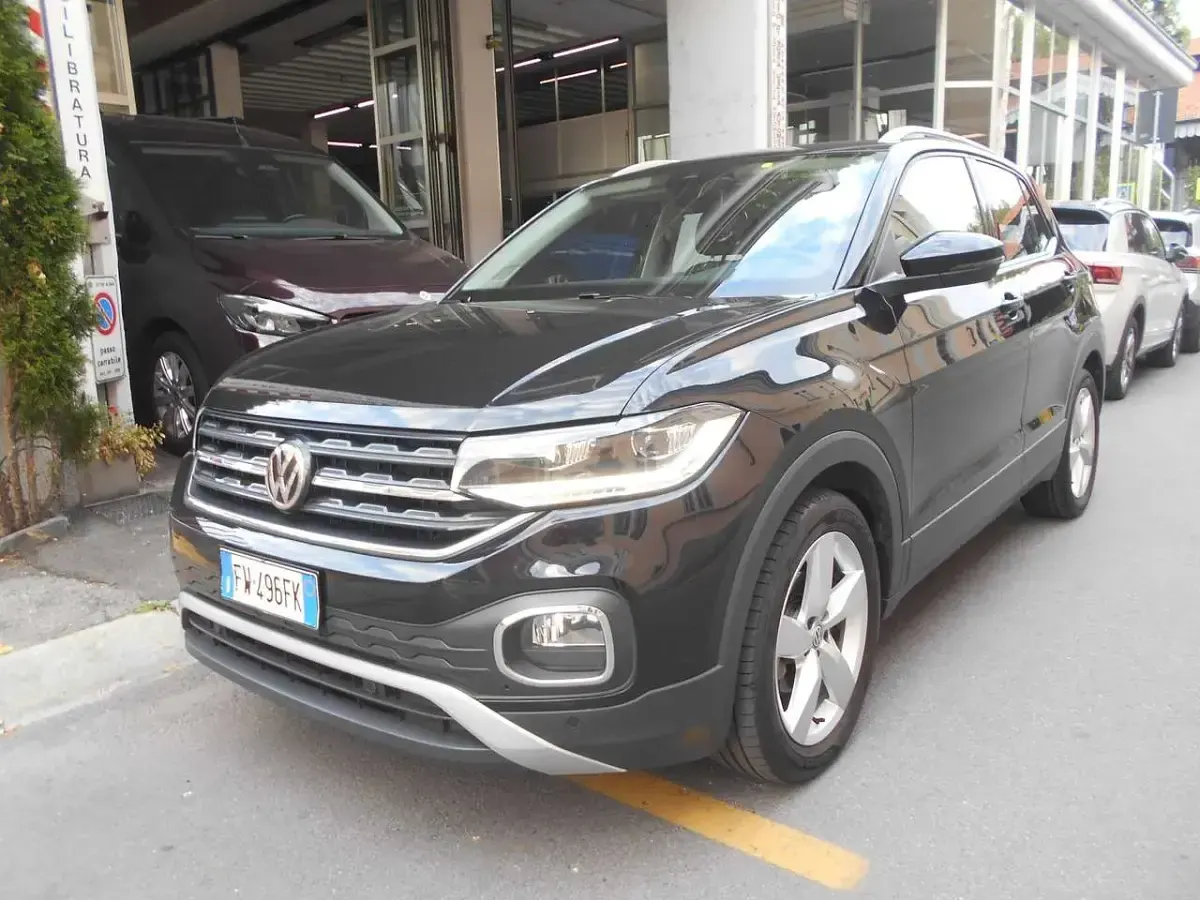 Usata VW T-Cross Advance 116 CV (85 kW) 2019 Nero SUV