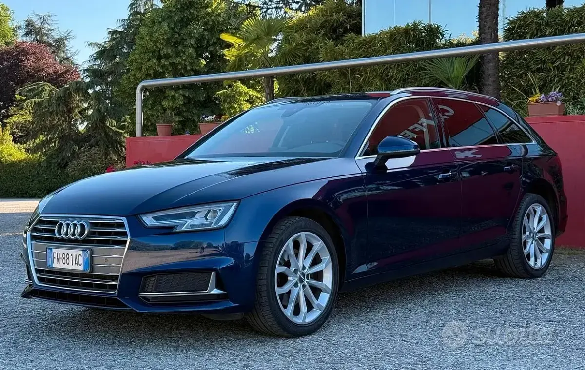 Usata Audi A4 150 CV (110 kW) 2019 Blu Station wagon