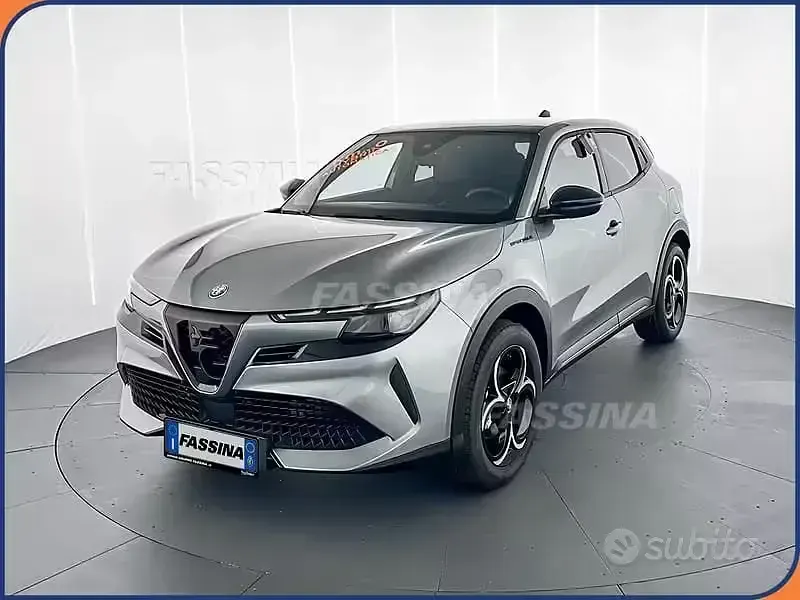Nuova Alfa Romeo GT Junior 145 CV (106 kW) 2025 Grigio SUV