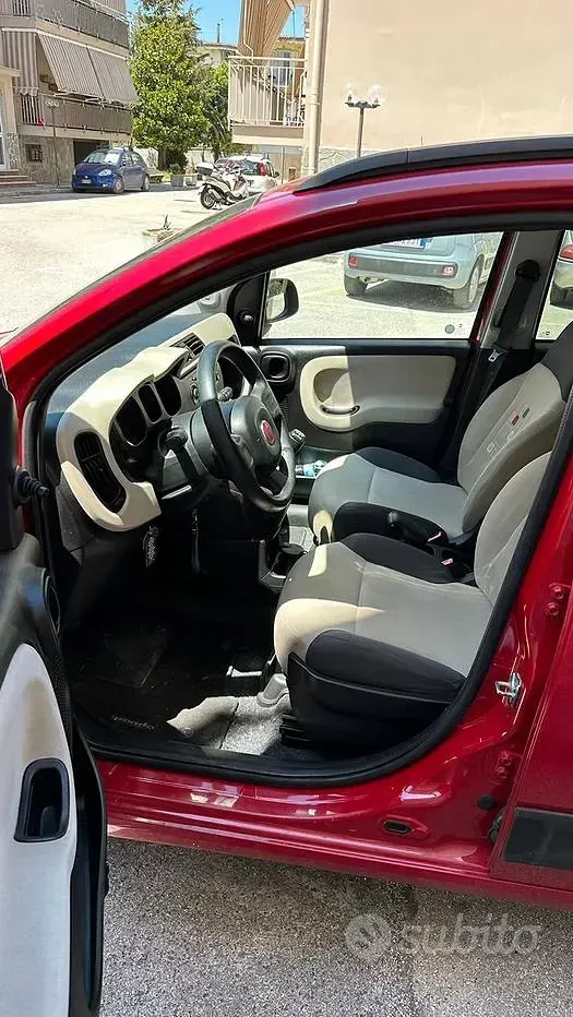Usata Fiat Panda 80 CV (58 kW) 2014 Rosso Utilitaria