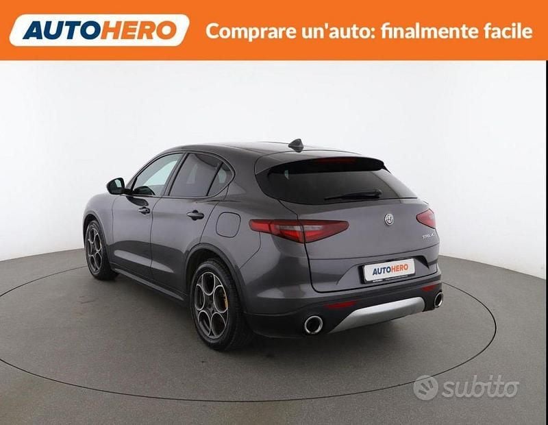 Usata Alfa Romeo Stelvio Executive 190 CV (139 kW) 2019 Grigio SUV