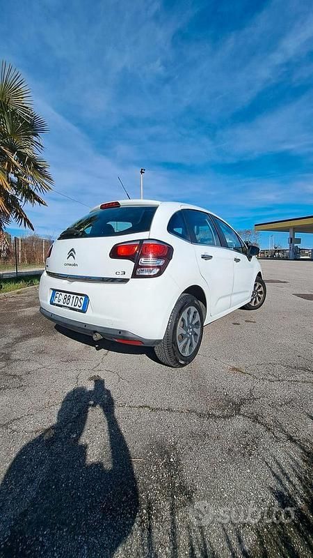 Begagnad Citroën C3 SELECTION 75 HK (55 kW) 2016 Vit Sedan