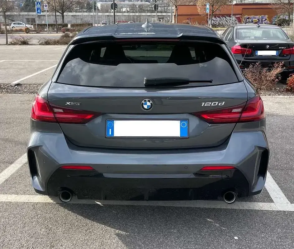 Usata BMW 120 M Sport 190 CV (139 kW) 2021 Grigio Utilitaria