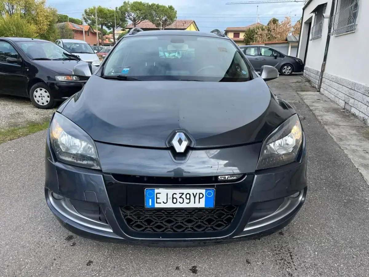 Usata Renault Mégane GT Line GT-Line 131 CV (96 kW) 2011 Grigio Station wagon