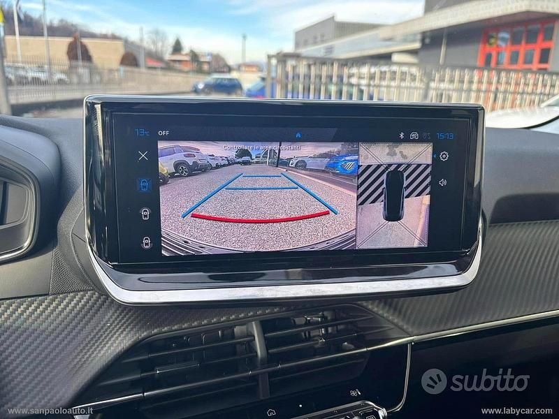 Usata Peugeot 208 Allure 102 CV (75 kW) 2025 Grigio Utilitaria