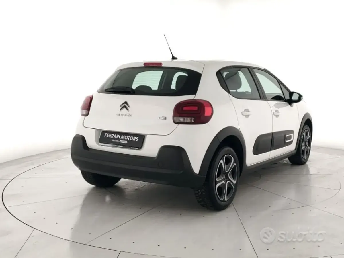 Usata Citroën C3 Feel 102 CV (75 kW) 2022 Bianco Utilitaria