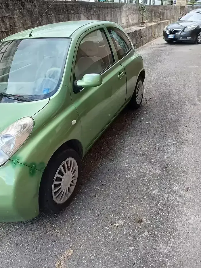 Usata Nissan Micra 54 CV (39 kW) 2003 Verde Utilitaria