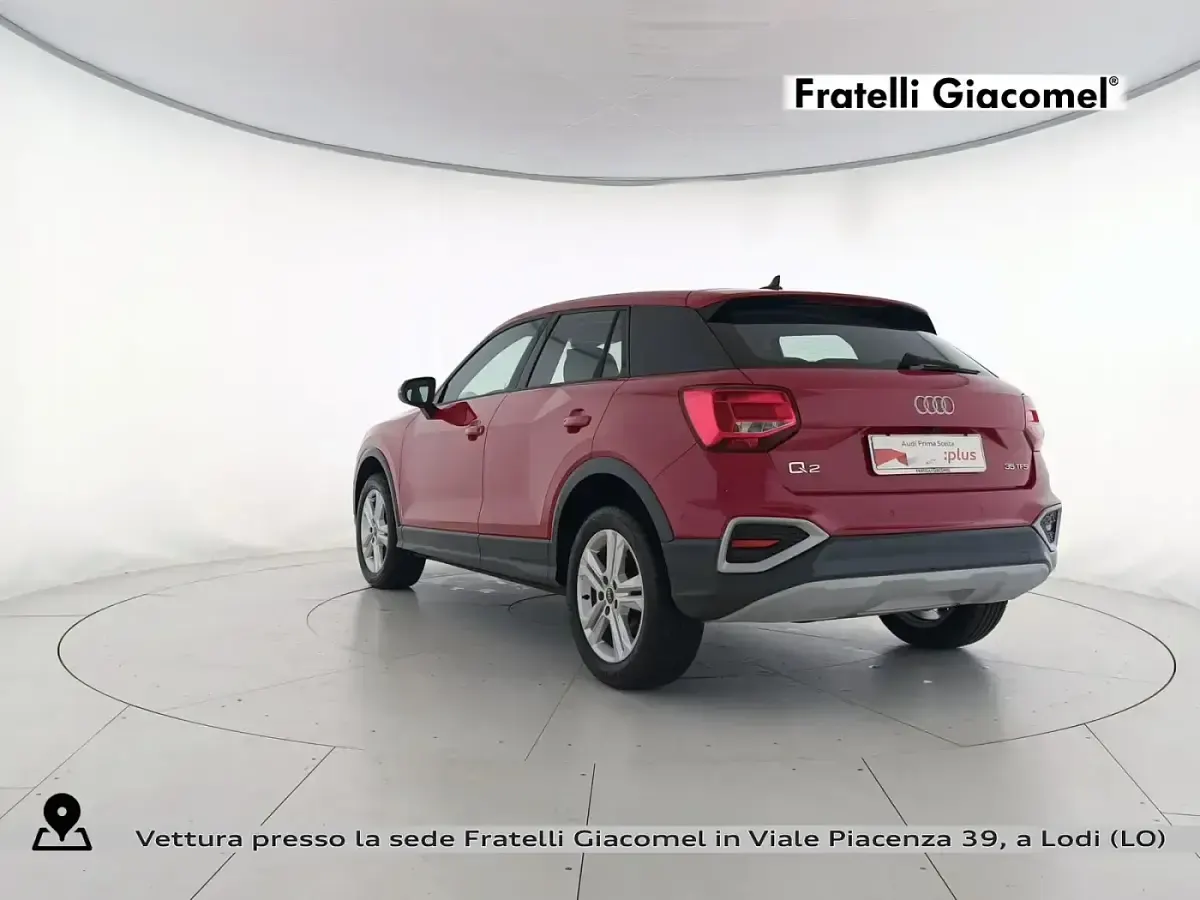 Gebraucht Audi Q2 Advanced 150 PS (110 kW) 2025 Rot SUV