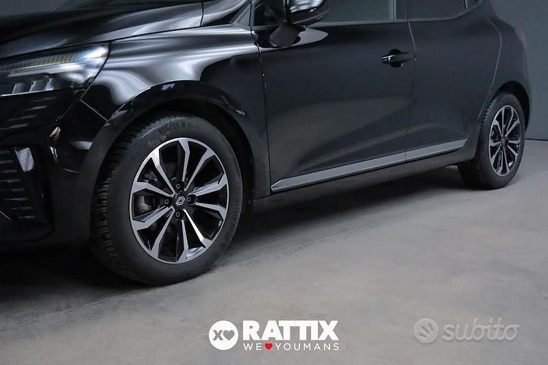 Usata Renault Clio V Techno 91 CV (66 kW) 2025 Nero Berlina