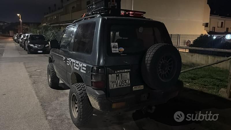 Usata Mitsubishi Pajero 84 CV (61 kW) 1992 SUV