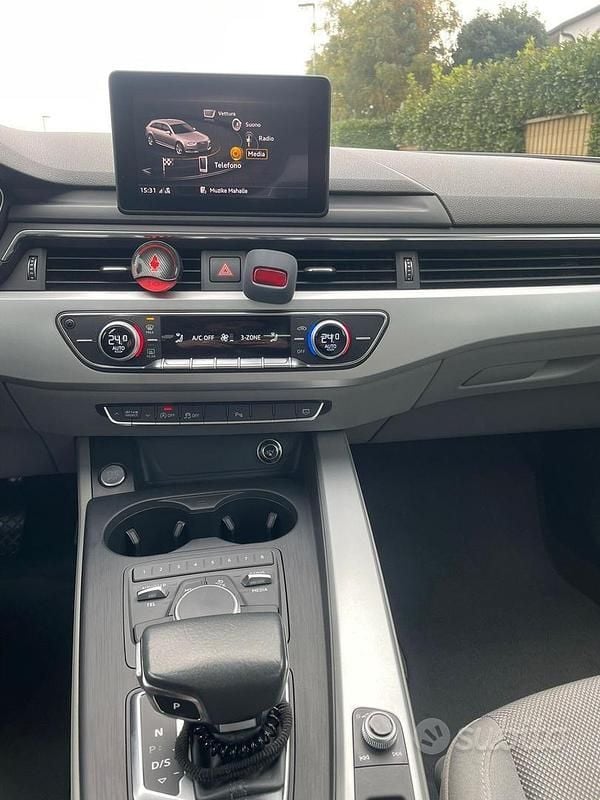 Usata Audi A4 218 CV (160 kW) 2017 Argento Station wagon