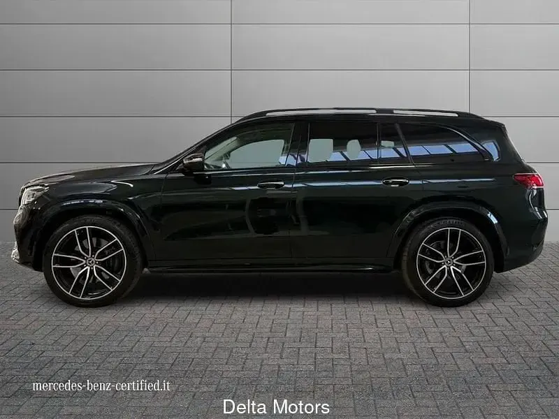 Usata Mercedes GLS400 Premium Plus 330 CV (242 kW) 2021 Verde metallizzato SUV