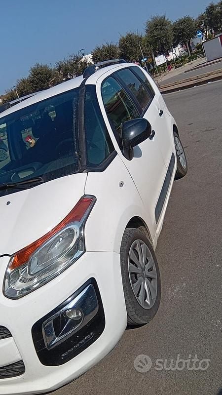 Usado Citroën C3 Picasso 2017 Blanco Monovolumen