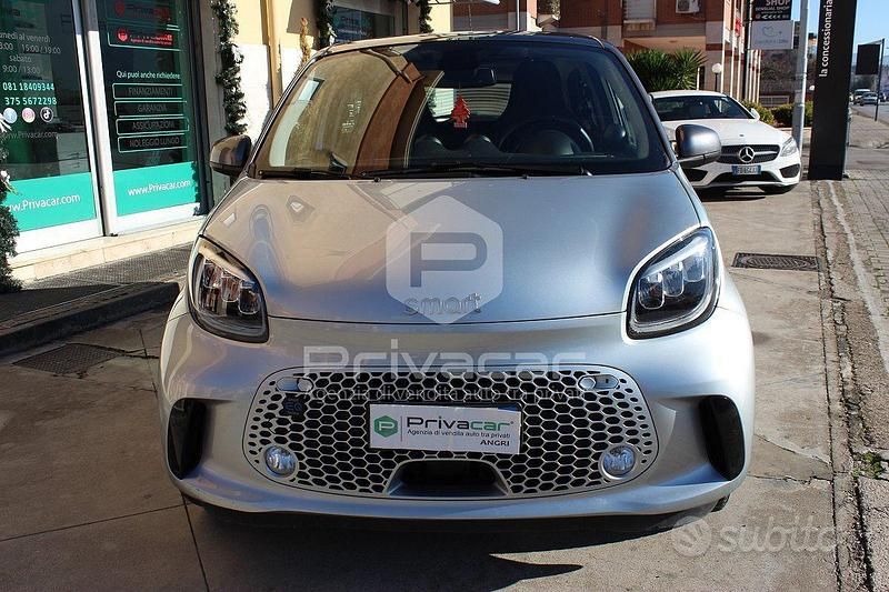 Usata Smart ForFour 41 kW (56 CV) 2021 Grigio Utilitaria