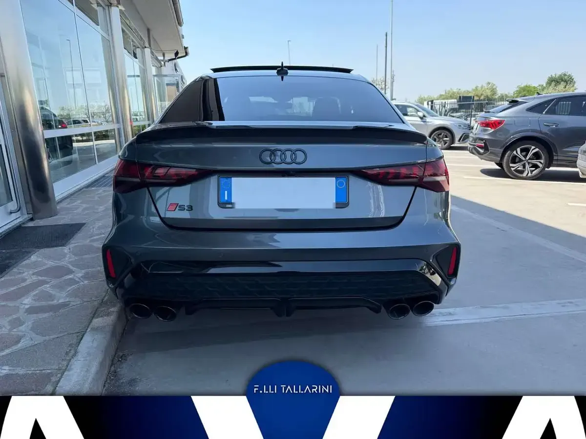 Usata Audi S3 Sport 333 CV (244 kW) 2025 Grigio daytona perlato Berlina