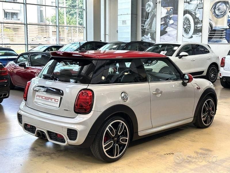 Usata Mini John Cooper Works Hype 231 CV (169 kW) 2017 White silver Utilitaria
