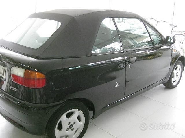 Nero Usata 1998 Fiat Punto Cabriolet Cabrio | 6500 € (Molto cara) - Immagine 1/4