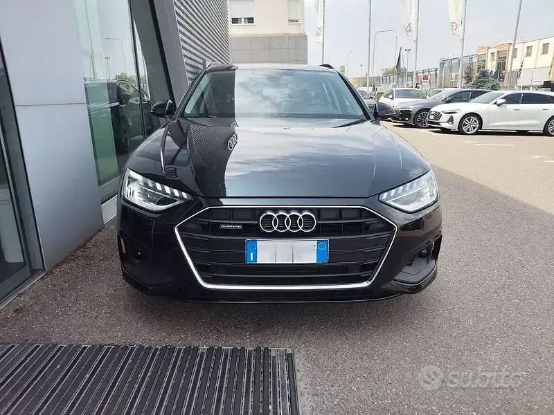 Usata Audi A4 204 CV (150 kW) 2021 Nero Station wagon