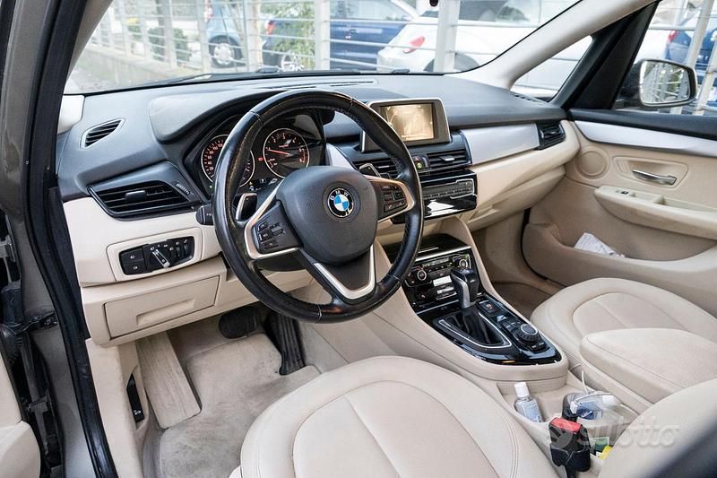 Usata BMW 218 2015 Grigio Monovolume
