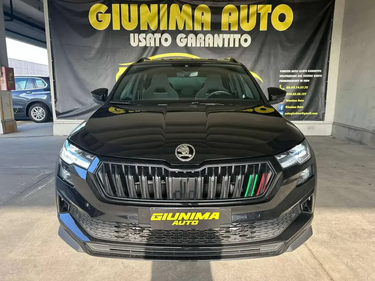 Usata Skoda Karoq SportLine 150 CV (110 kW) 2024 Nero SUV