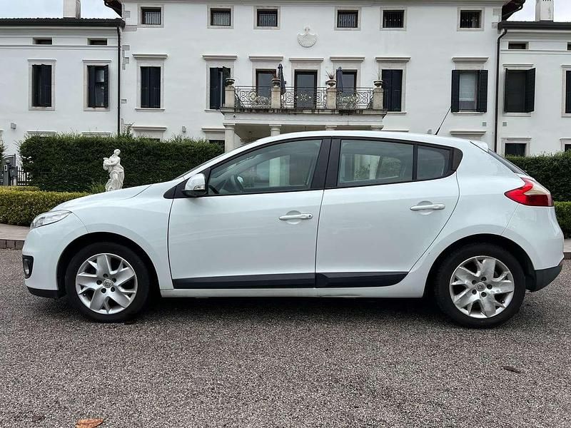 Usata Renault Mégane III 110 CV (80 kW) 2012 Bianco