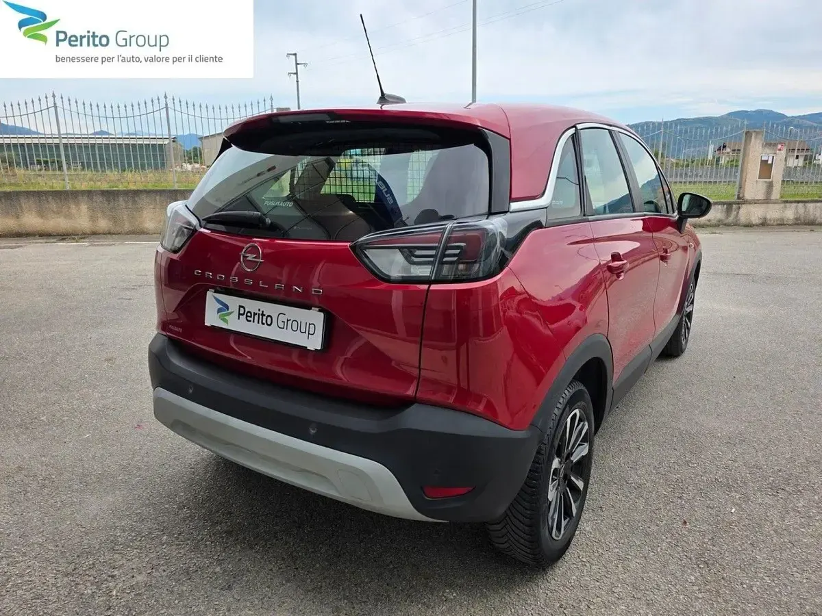 Usata Opel Crossland Elegance 110 CV (80 kW) 2021 Rosso / metallizzato SUV