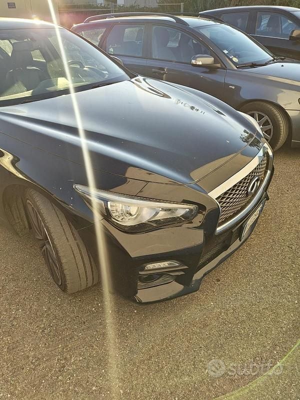 Usata Infiniti Q50 Sport Tech 170 CV (125 kW) 2015 Nero Berlina