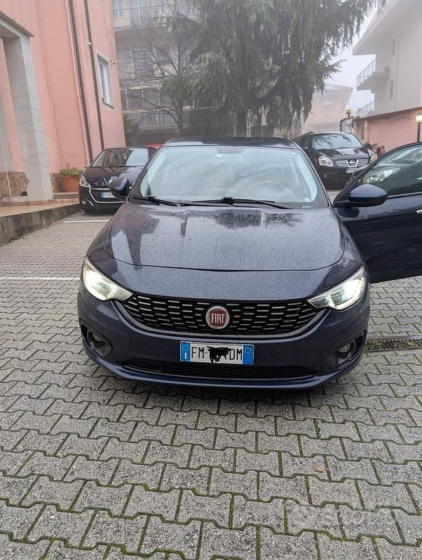 Usata Fiat Tipo 2017 Blu Berlina