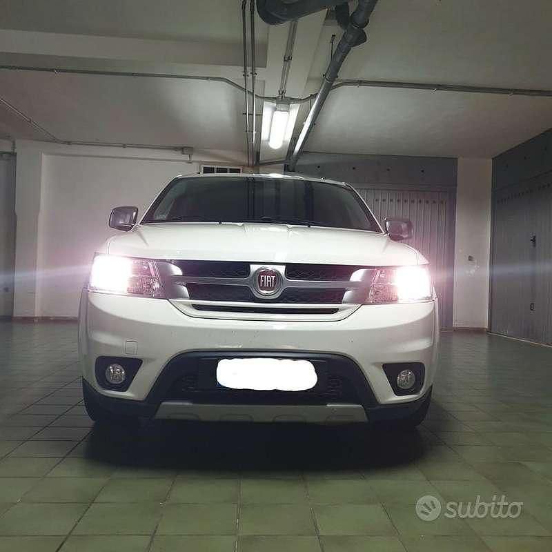 Usata Fiat Freemont Lounge 170 CV (125 kW) 2013 SUV