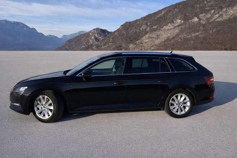 Brugt Skoda Superb Executive 150 HK (110 kW) 2023 Stationcar