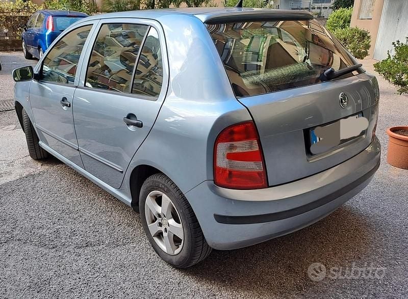 Usata Skoda Fabia 75 CV (55 kW) 2006 Utilitaria