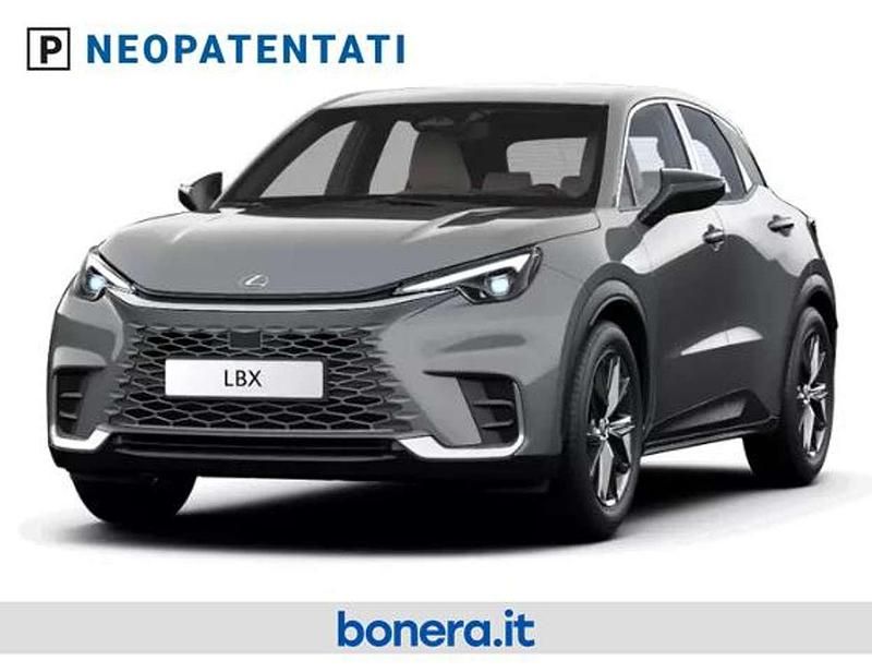 Nuova Lexus LBX 136 CV (100 kW) 2026 Cement grey (non ord) SUV
