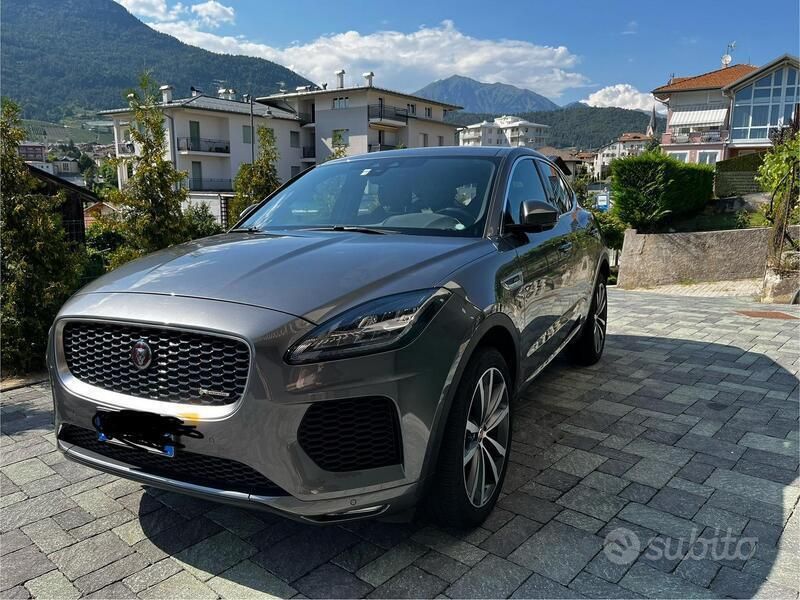 Usata Jaguar E-Pace R-Dynamic 300 CV (220 kW) 2019 Grigio SUV
