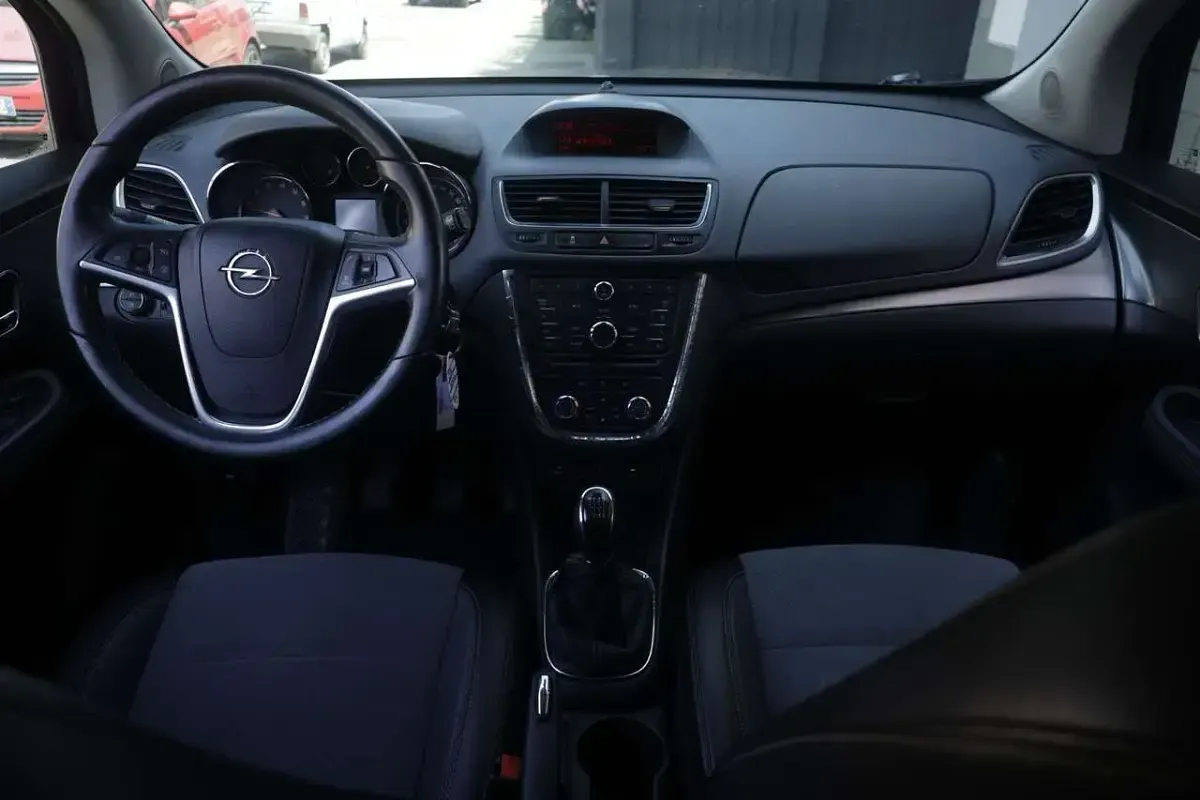 Usata Opel Mokka Cosmo 140 CV (102 kW) 2014 Nero SUV