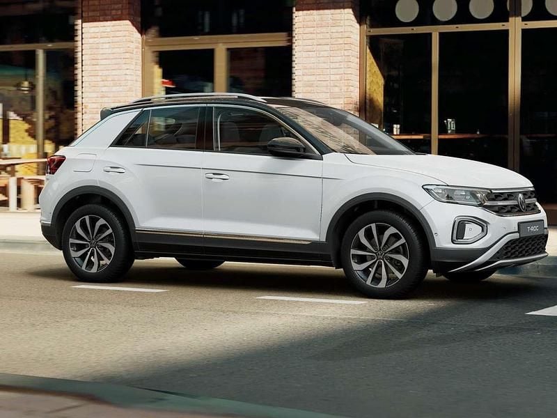 Usata VW T-Roc Style 116 CV (85 kW) 2024 Pure white nero SUV