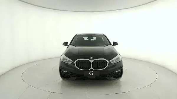 Usata BMW 116 Advantage 116 CV (85 kW) 2022 Nero Utilitaria